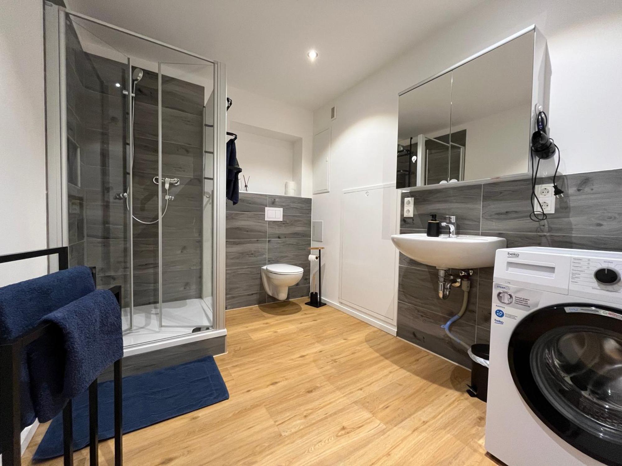 Traumhafte Business & Relax Wohnung Direkt Im Stadtkern Oettingens By Elation Homes Oettingen in Bayern 外观 照片