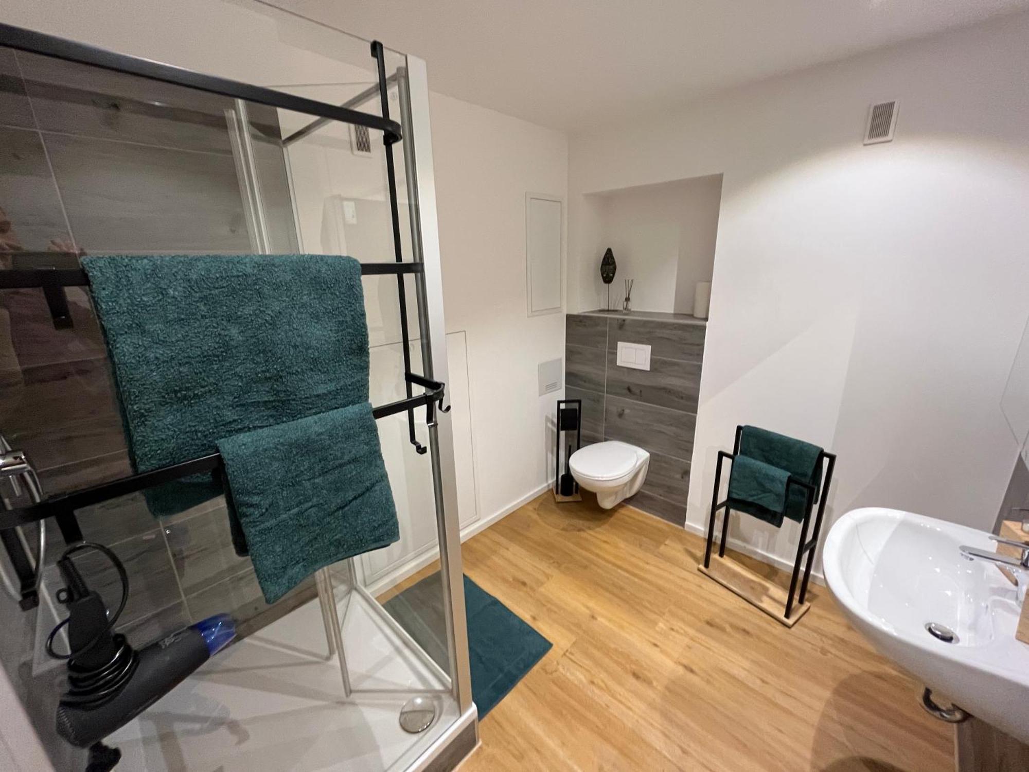 Traumhafte Business & Relax Wohnung Direkt Im Stadtkern Oettingens By Elation Homes Oettingen in Bayern 外观 照片